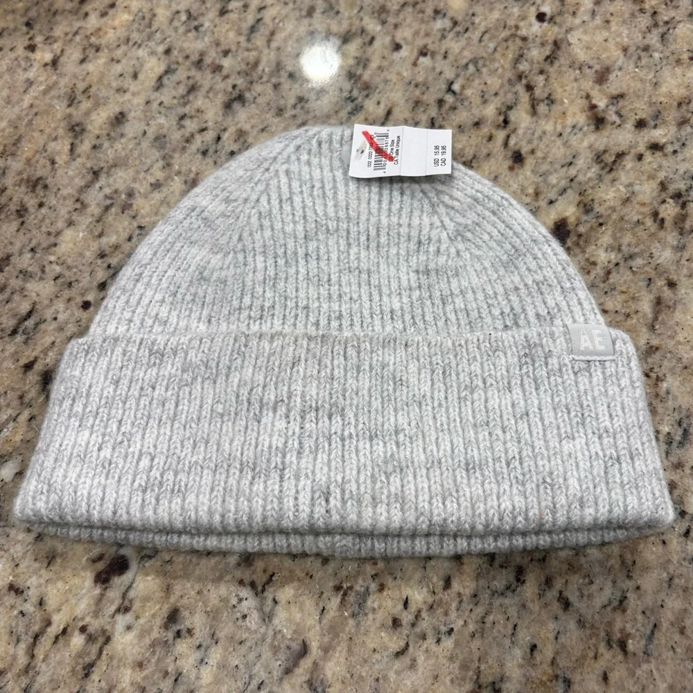 American Eagle Beanie Hat OS Grey‎ Ribbed Knit Wool Blend Cuffed Logo